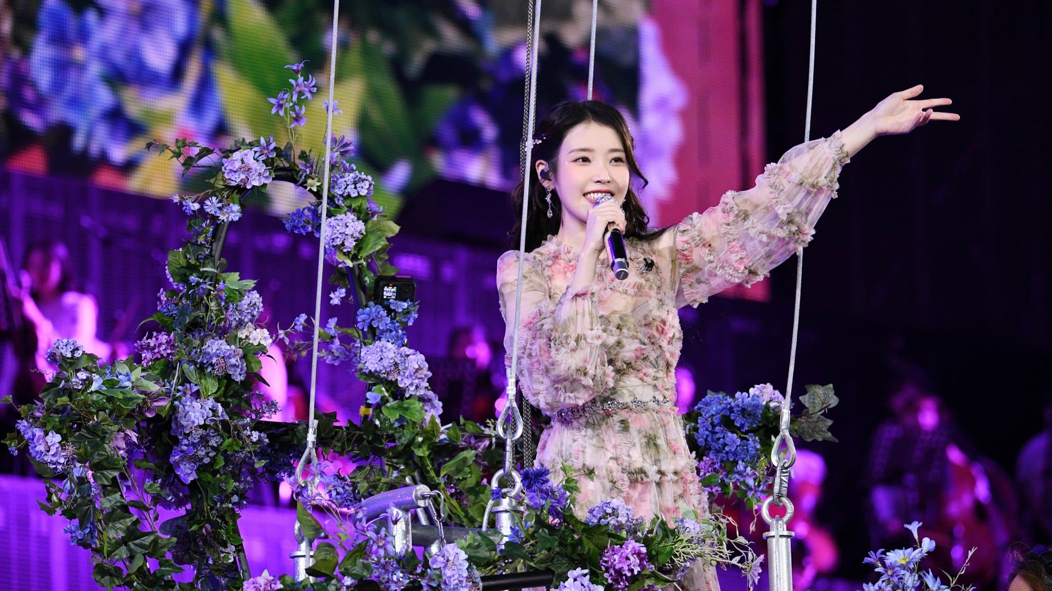 2024 IU HEREH WORLD TOUR CONCERT cover