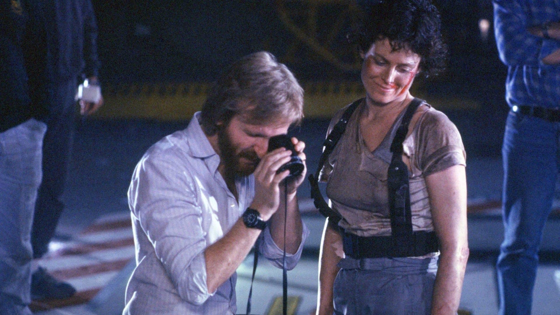 Superior Firepower: Making 'Aliens' cover