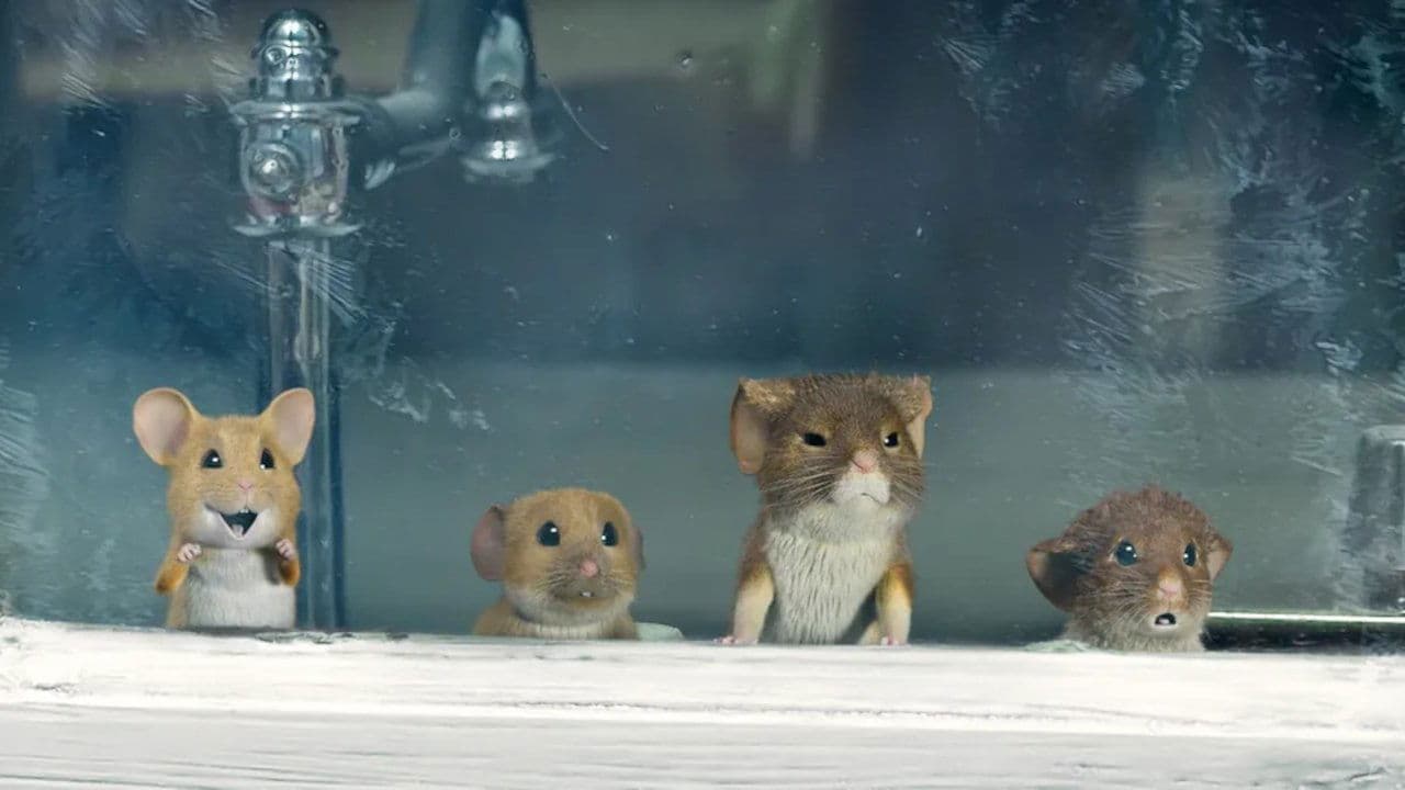 A Mouse Hunt for Christmas cover