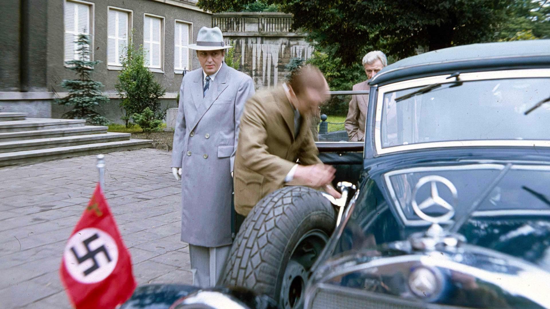 Daimler-Benz Limousine cover